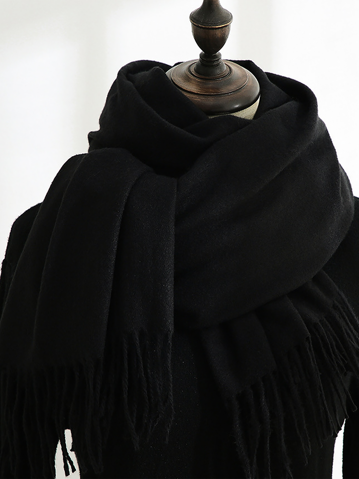 Solid Color Mid Length Winter Tassel Scarf