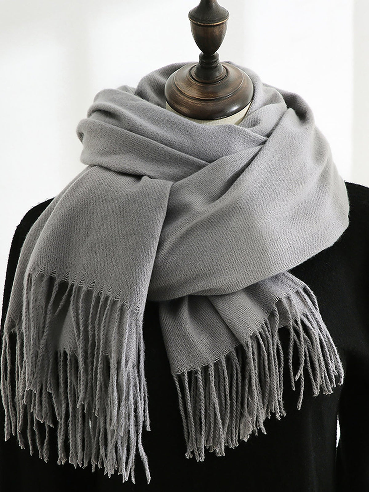 Solid Color Mid Length Winter Tassel Scarf