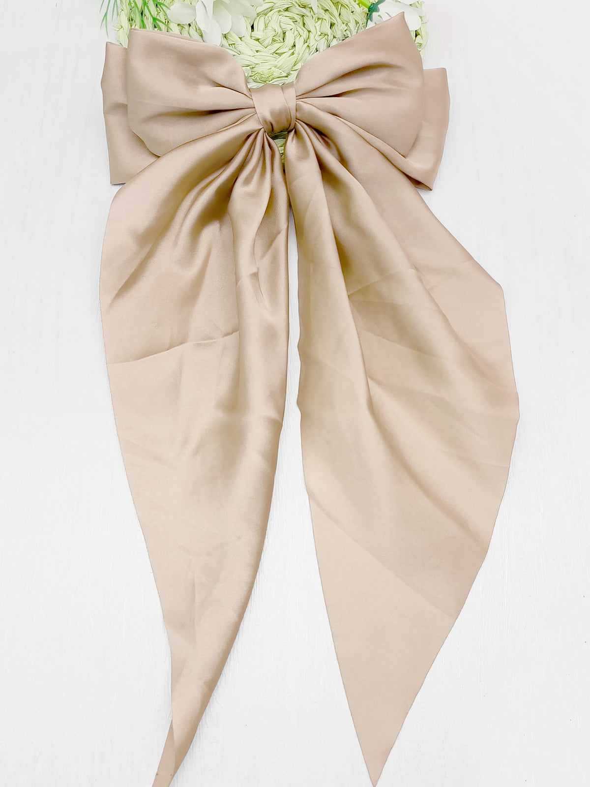 Retro 90s Style with Oversized Design Satin Party and Vintage-Themed Events Hair Accessories
