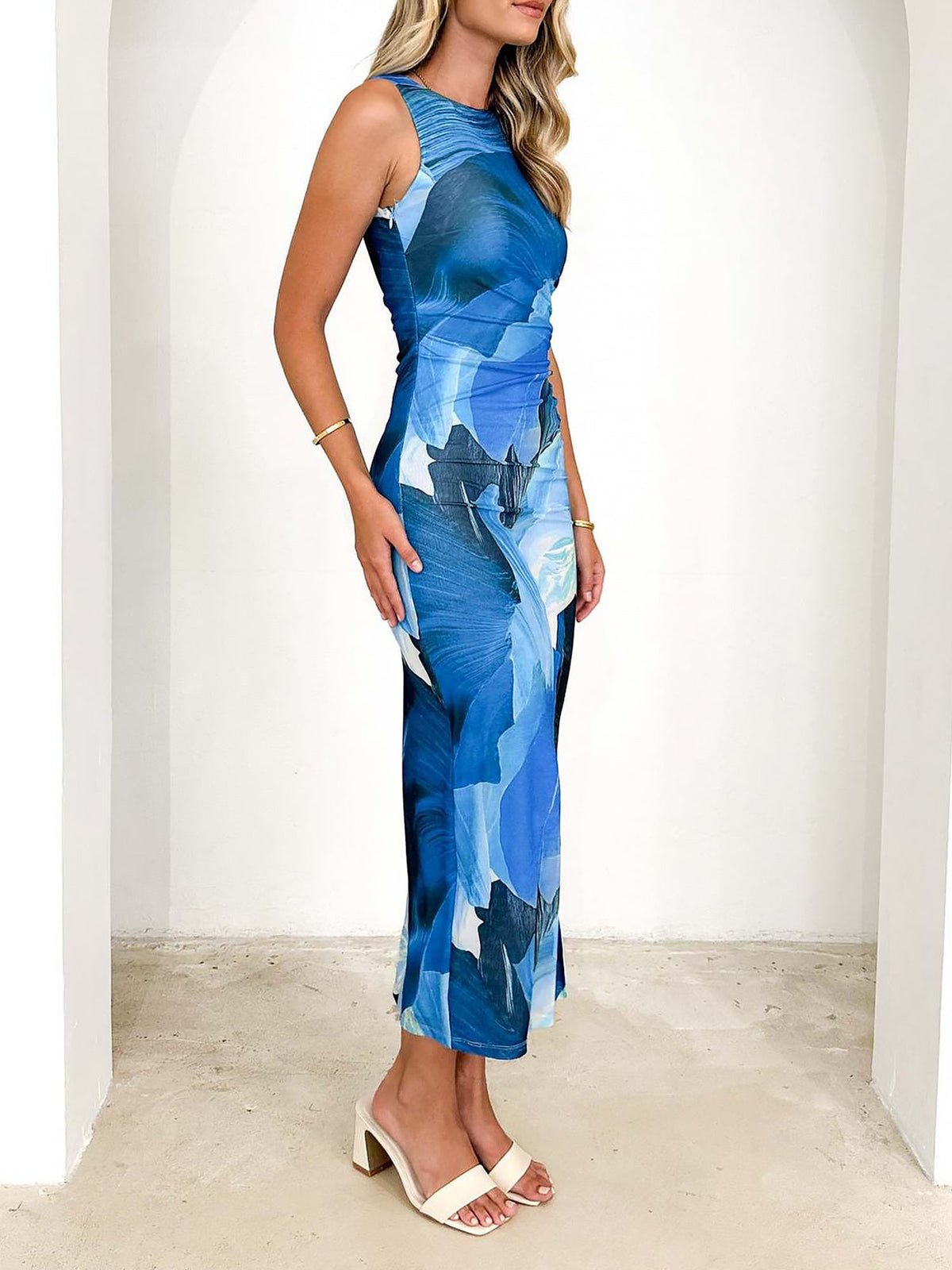 Lightweight Summer Floral Printed Mesh Sleeveless Slit Bodycon Maxi Dress for Beach Parties