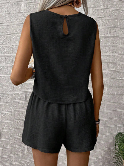 2 Pieces Solid Color Sleeveless Round Neck Top & Shorts Set