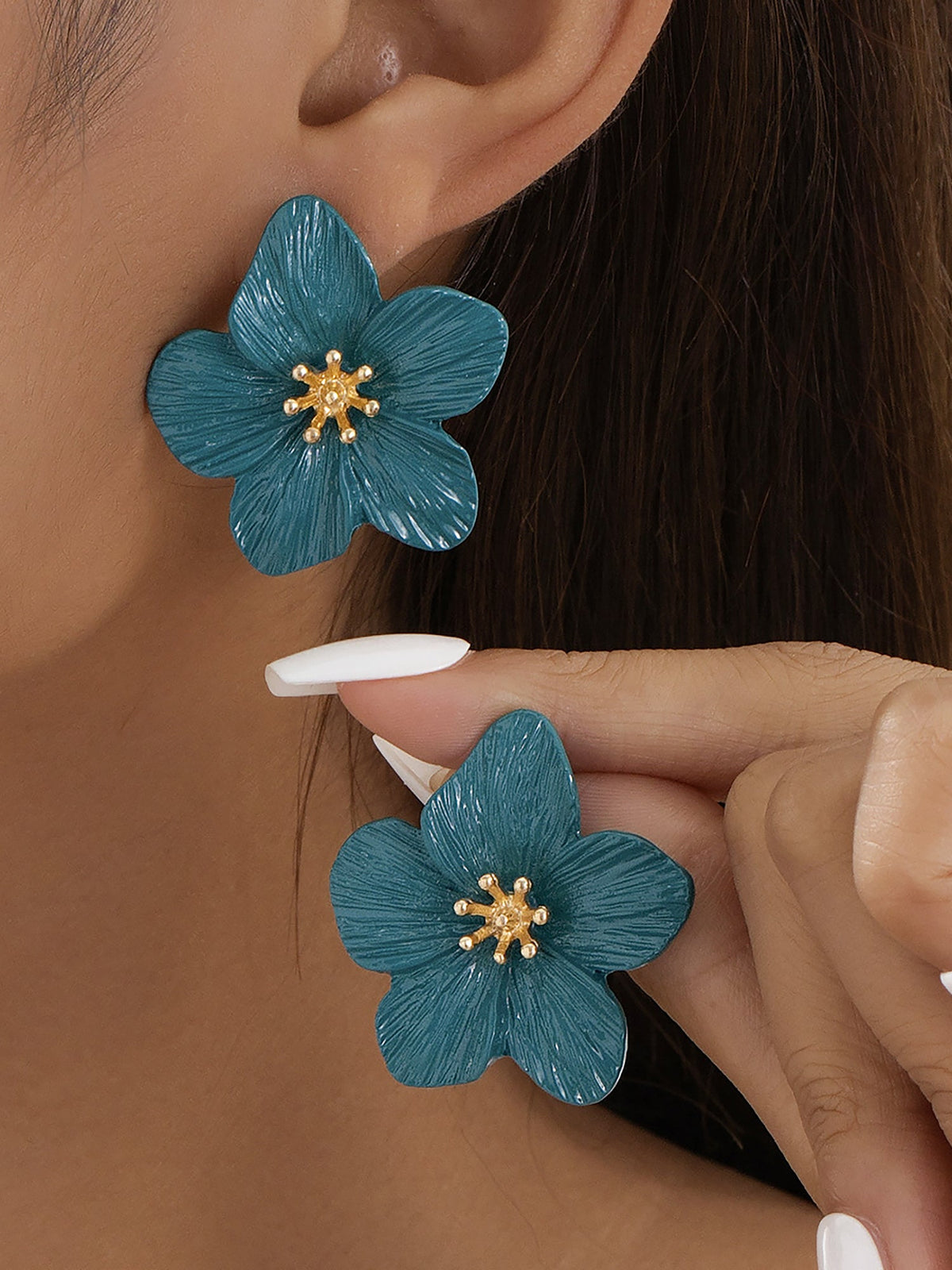 Alloy Flower Shape Stud Earrings