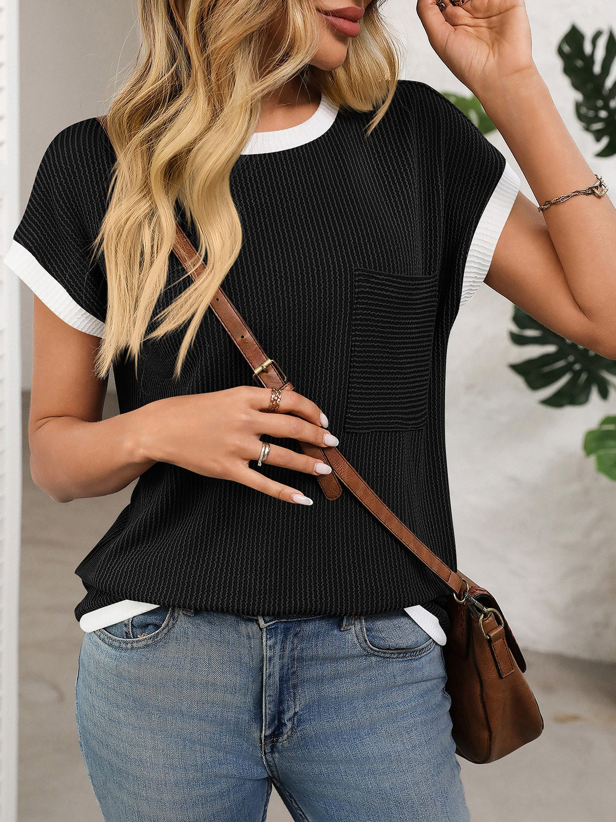 Round Neck Short Sleeves Colorblock Textured Blouse