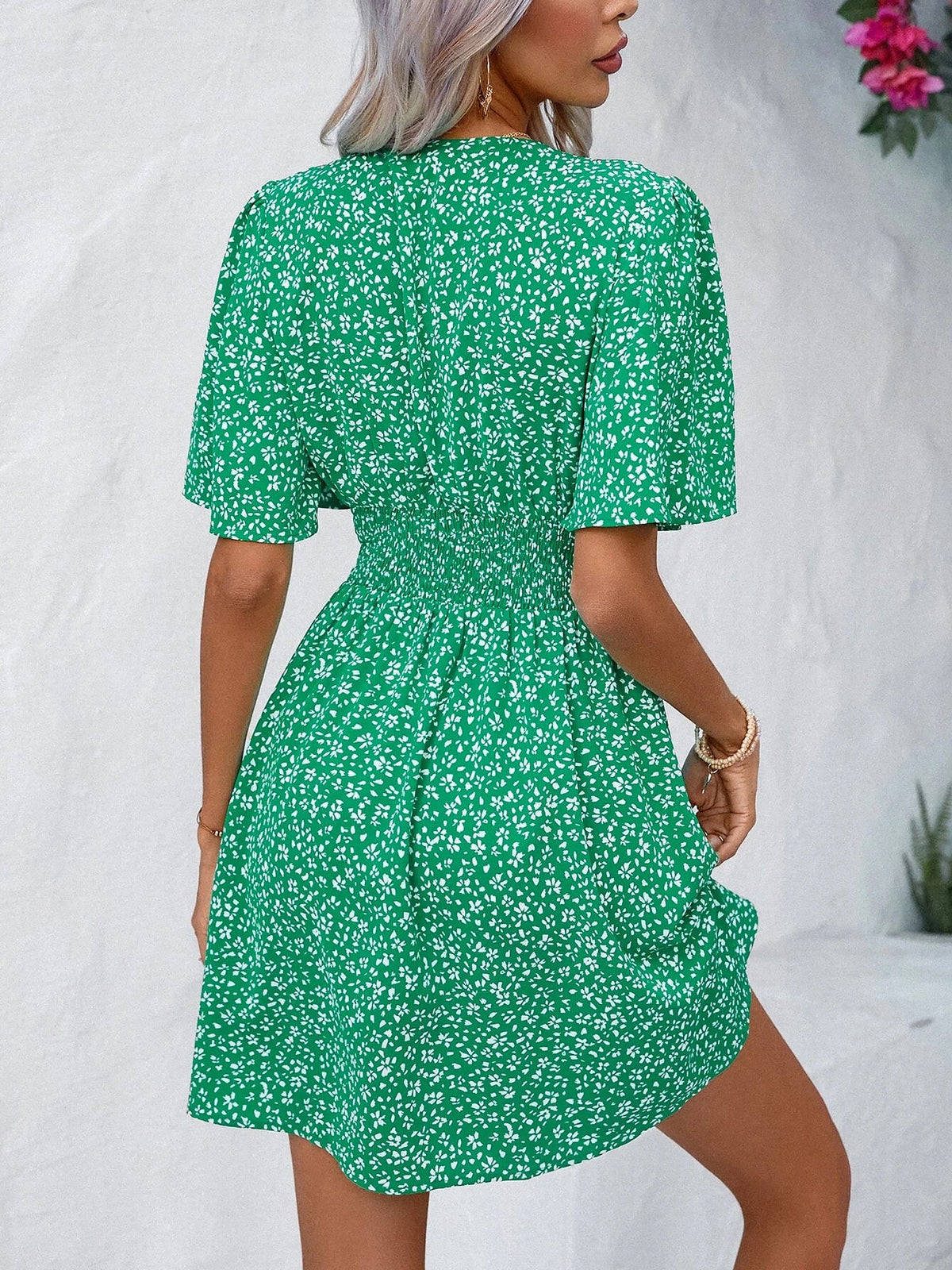 V Neck Short Sleeve Floral Ruched Dress