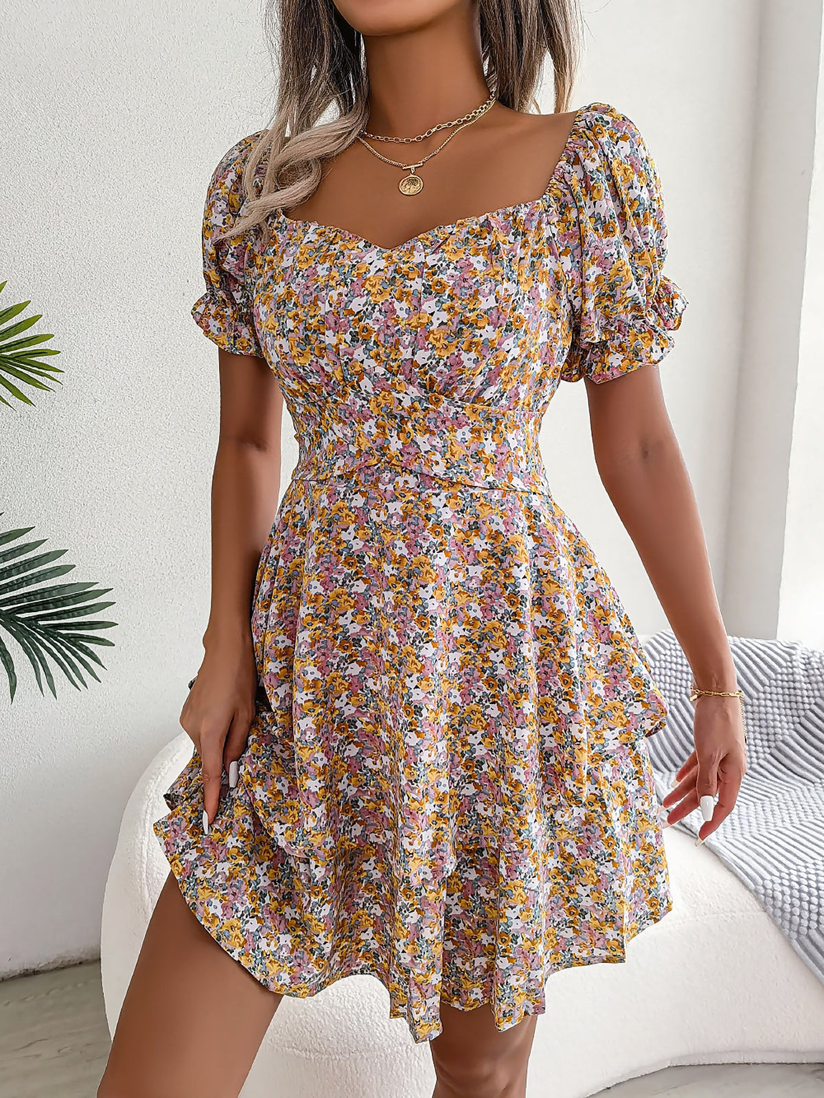 Romantic Garden Floral Puff Sleeves Lace-Up Ruffled Mini Party Dress