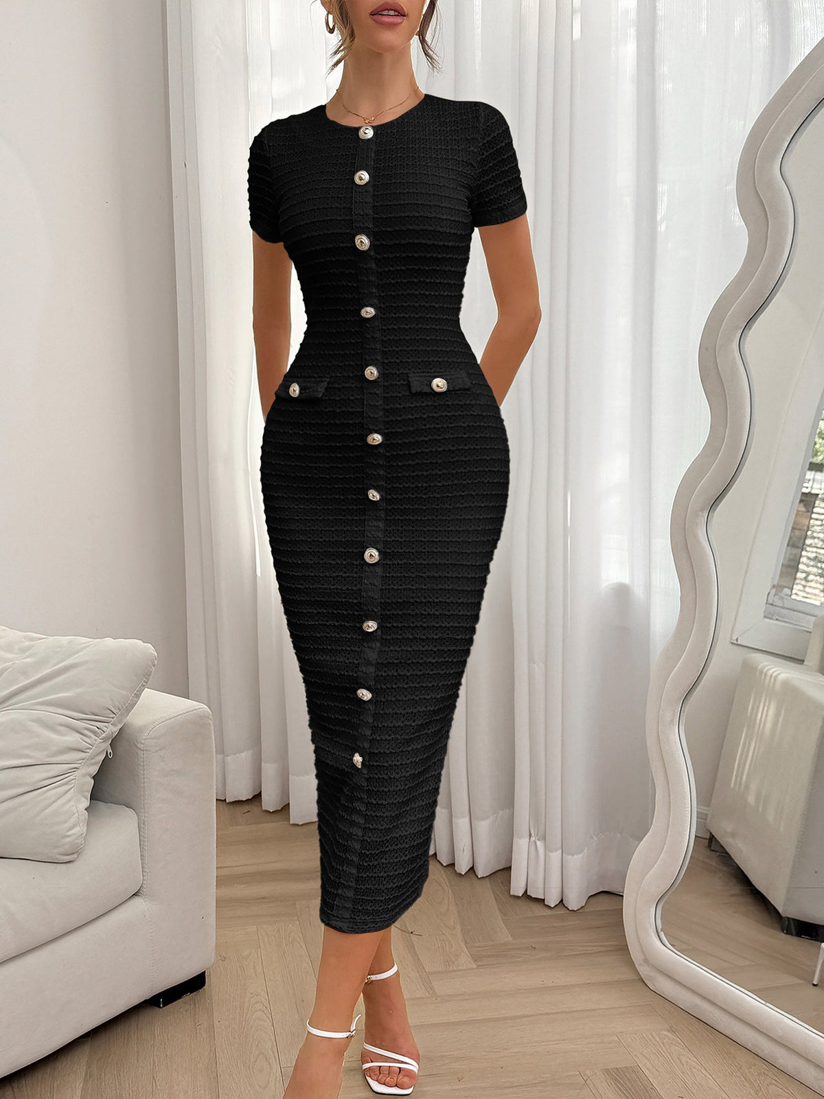 Textured Short Sleeves Button Decor Bodycon Dress