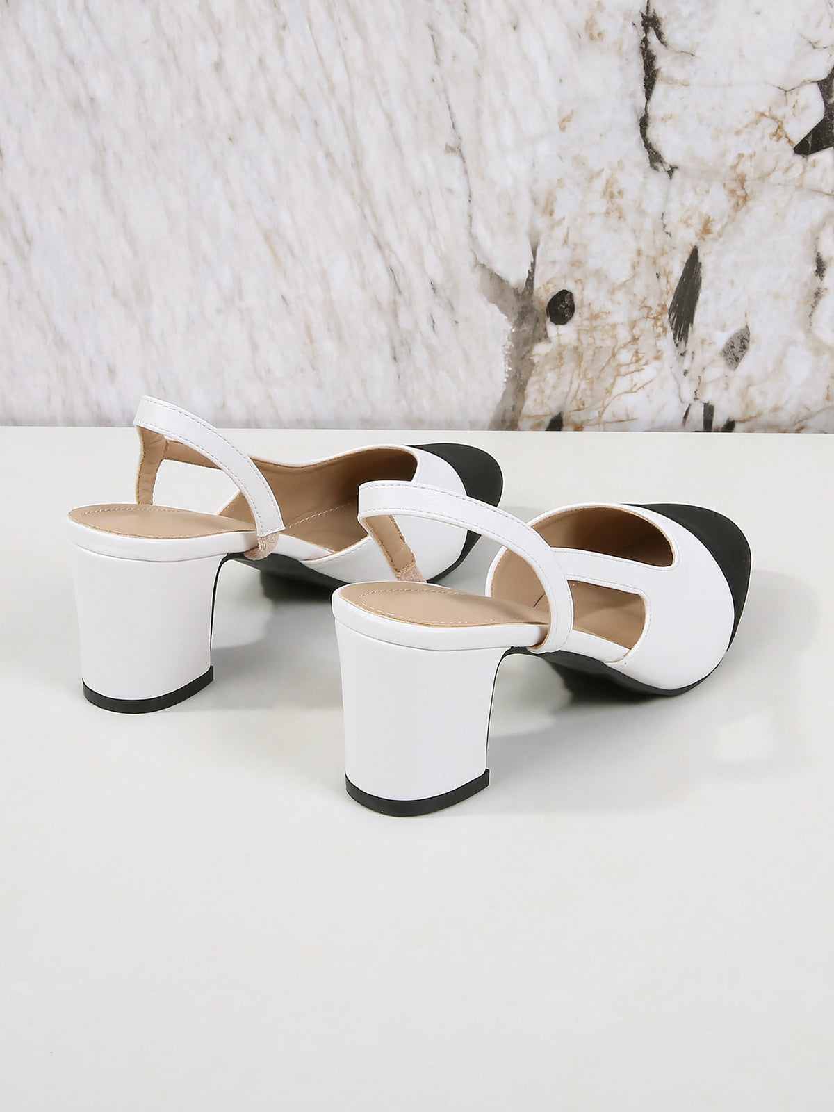 Colorblock Round Toe Chunky Heel Slingback Pumps