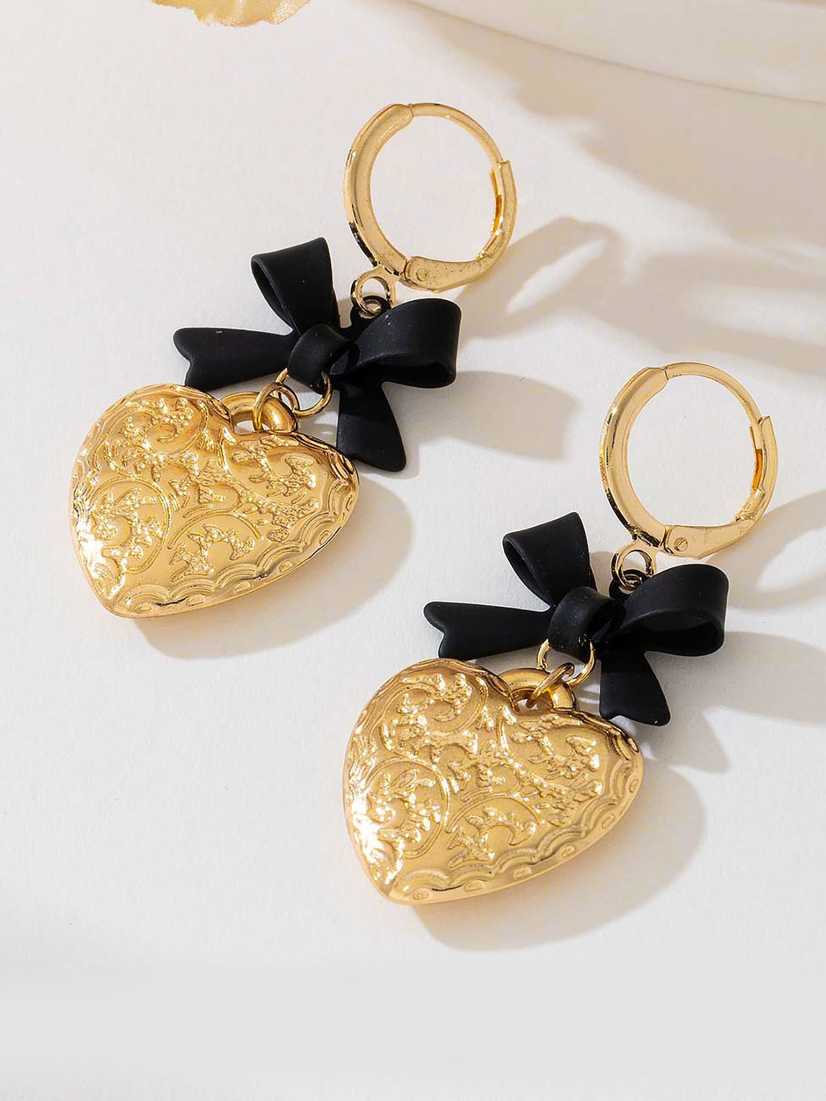 Bow Alloy Heart Shape Pendant Huggie Earrings