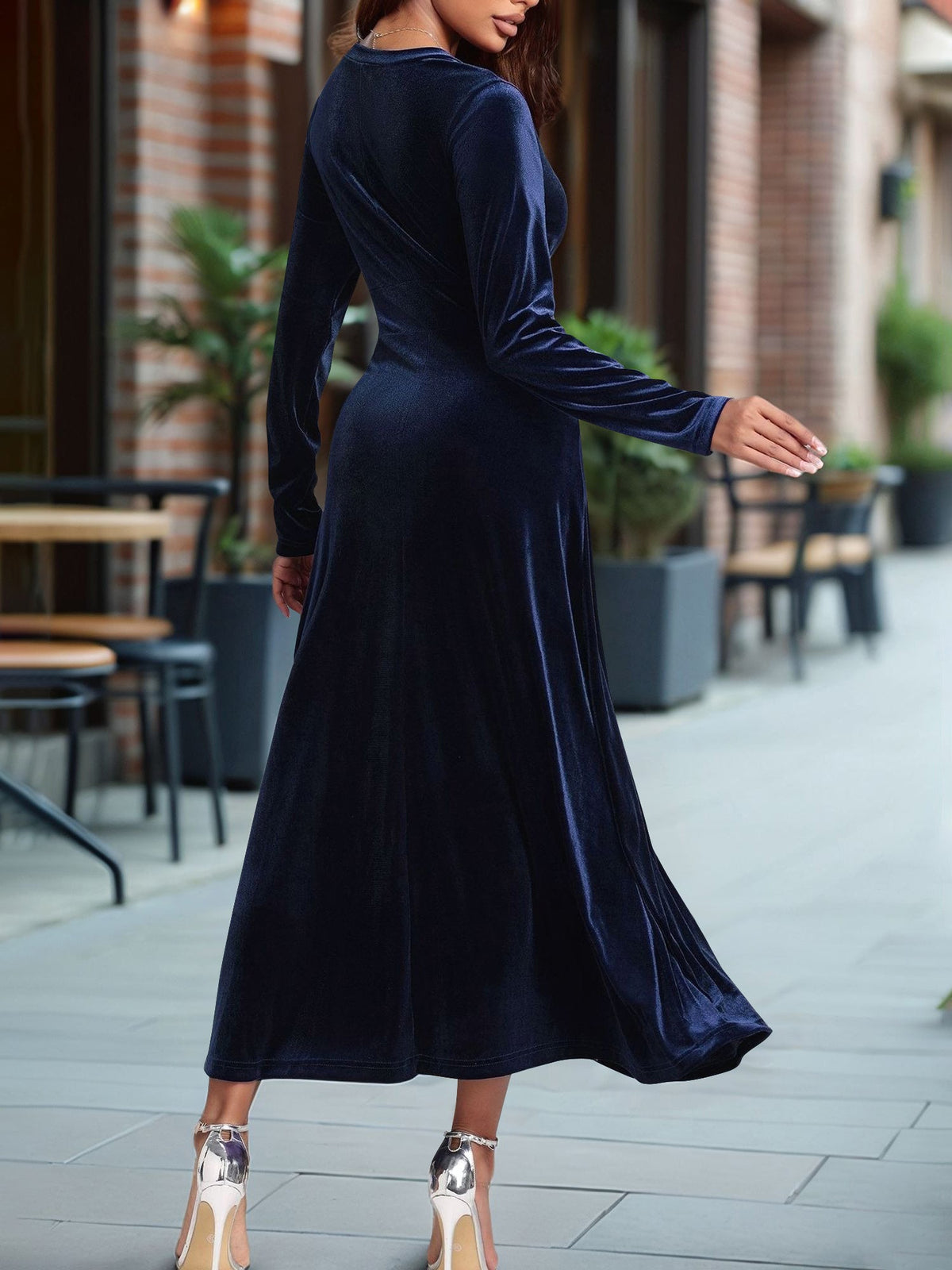 V Neck Long Sleeves Velvet A-Line Maxi Dress