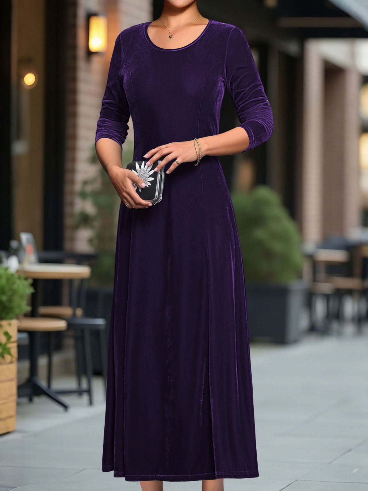 Round Neck Long Sleeves Maxi Velvet Dress