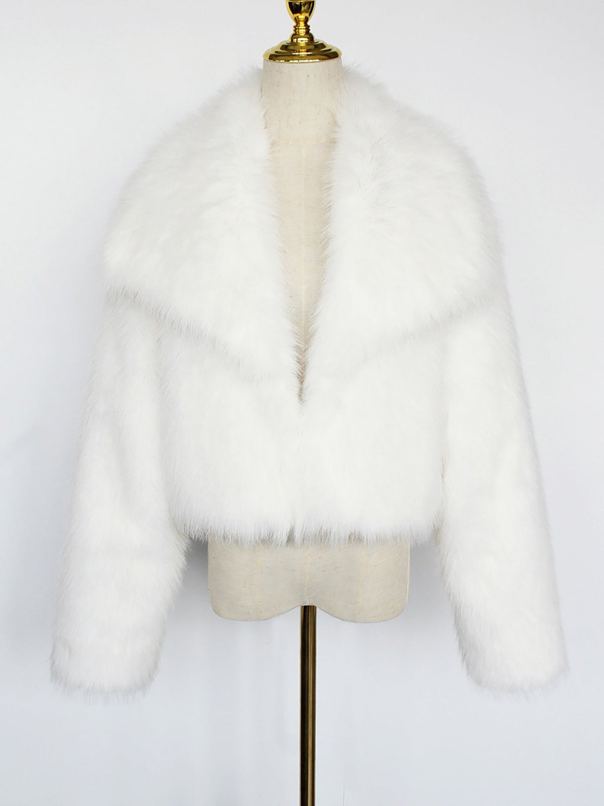 Collared Long Sleeves Cropped Faux Fur Coat