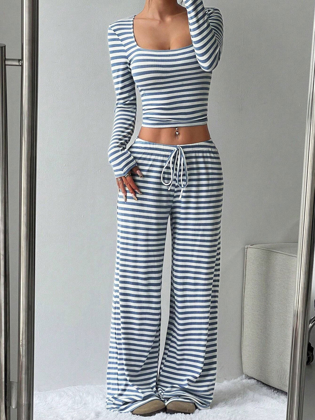 2 Pieces Square Neck Striped Cropped Top & Sweatpants Set