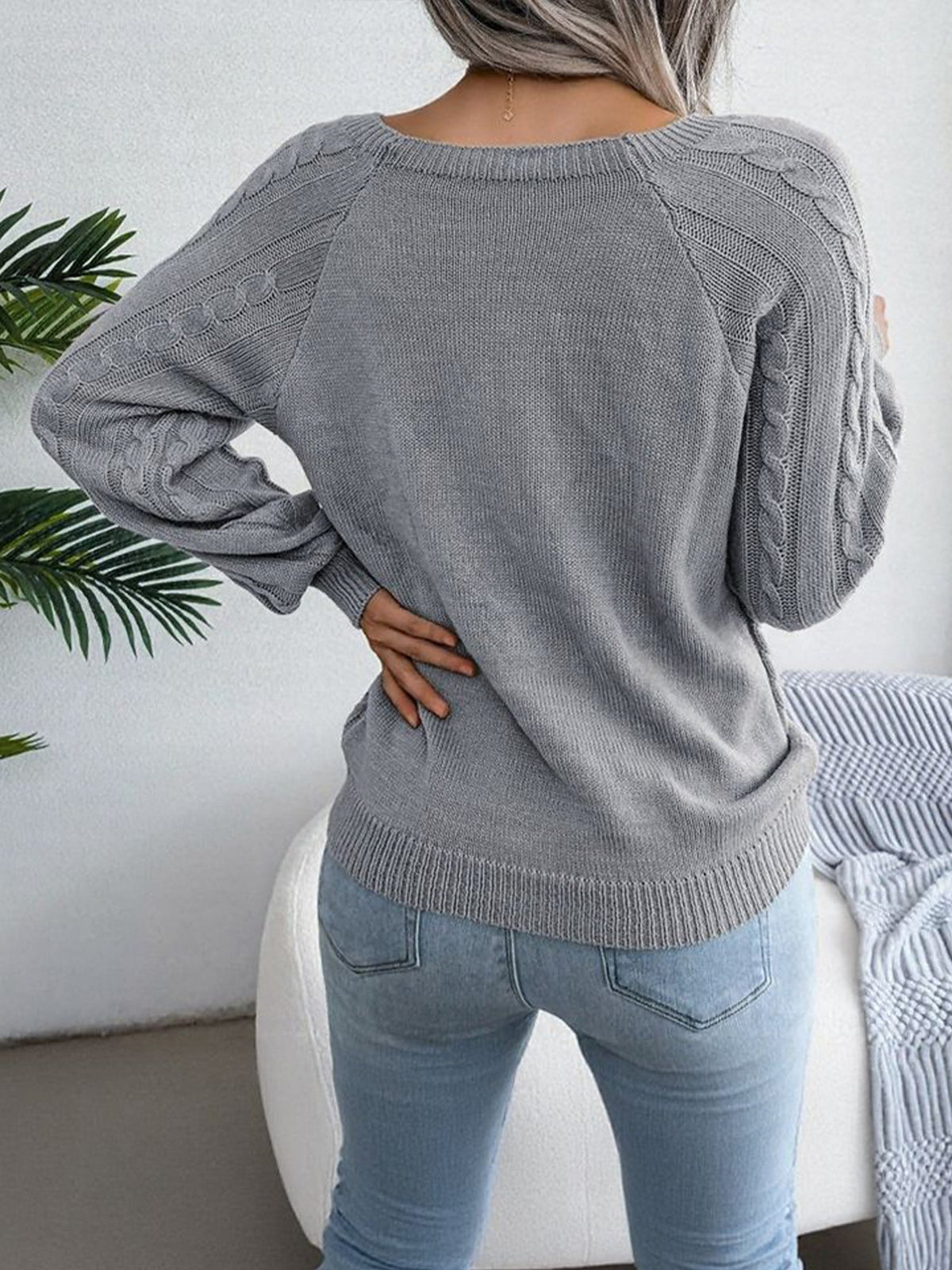Round Neck Button Decor Cable Knit Pullover Sweater