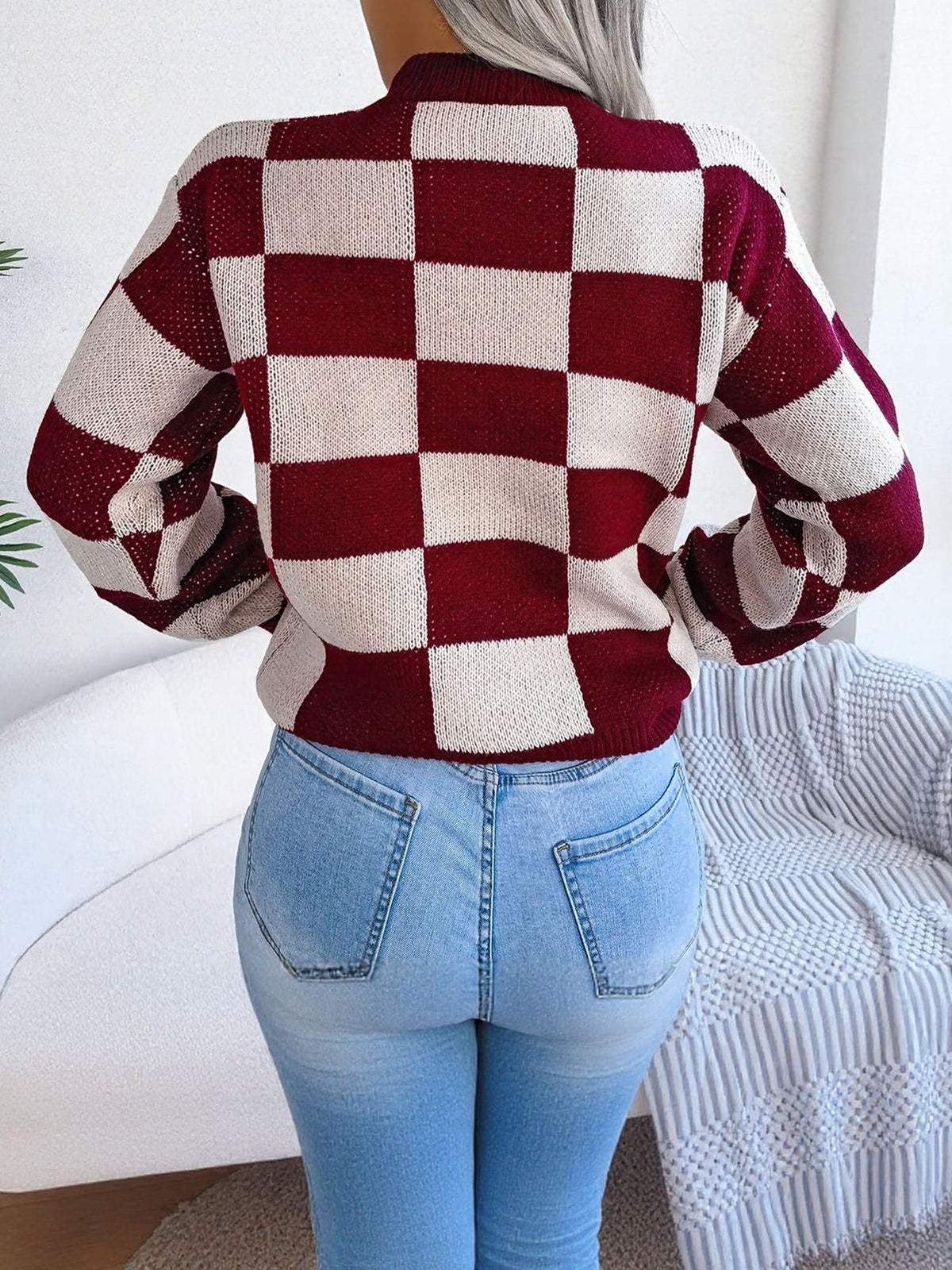 Colorblocked Checkered Long Sleeve Pullover Knit Sweater