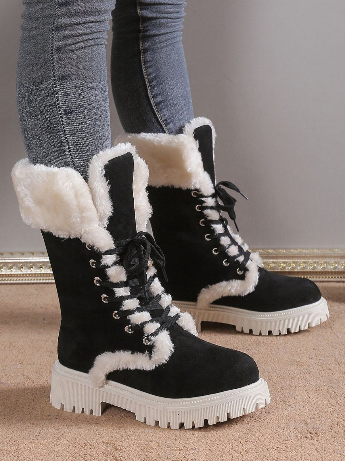 Fuax Fur Fleece-Lined Lace-Up Mid-Calf Boots