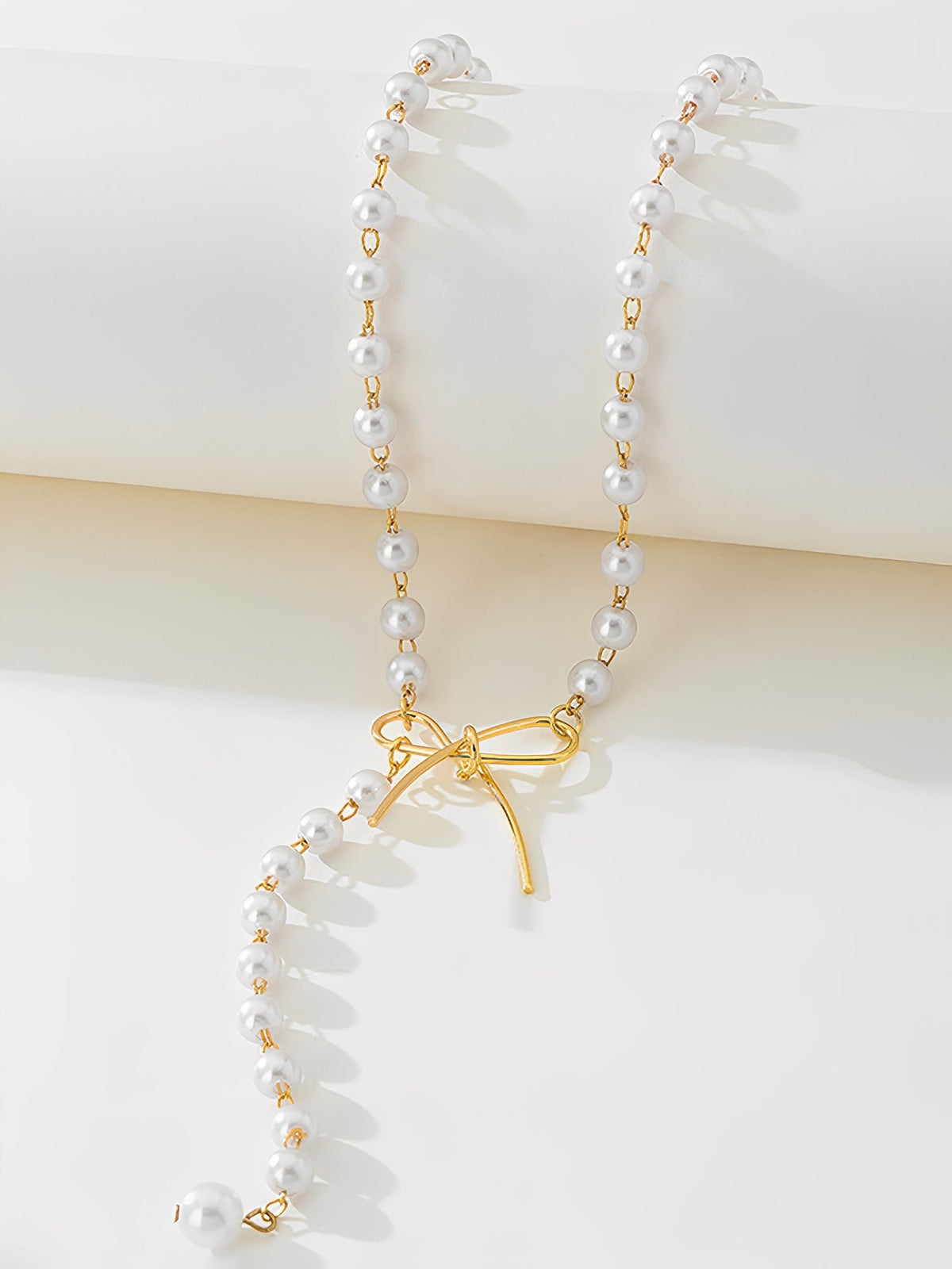 Retro Imitation Pearl Alloy Bow Necklace