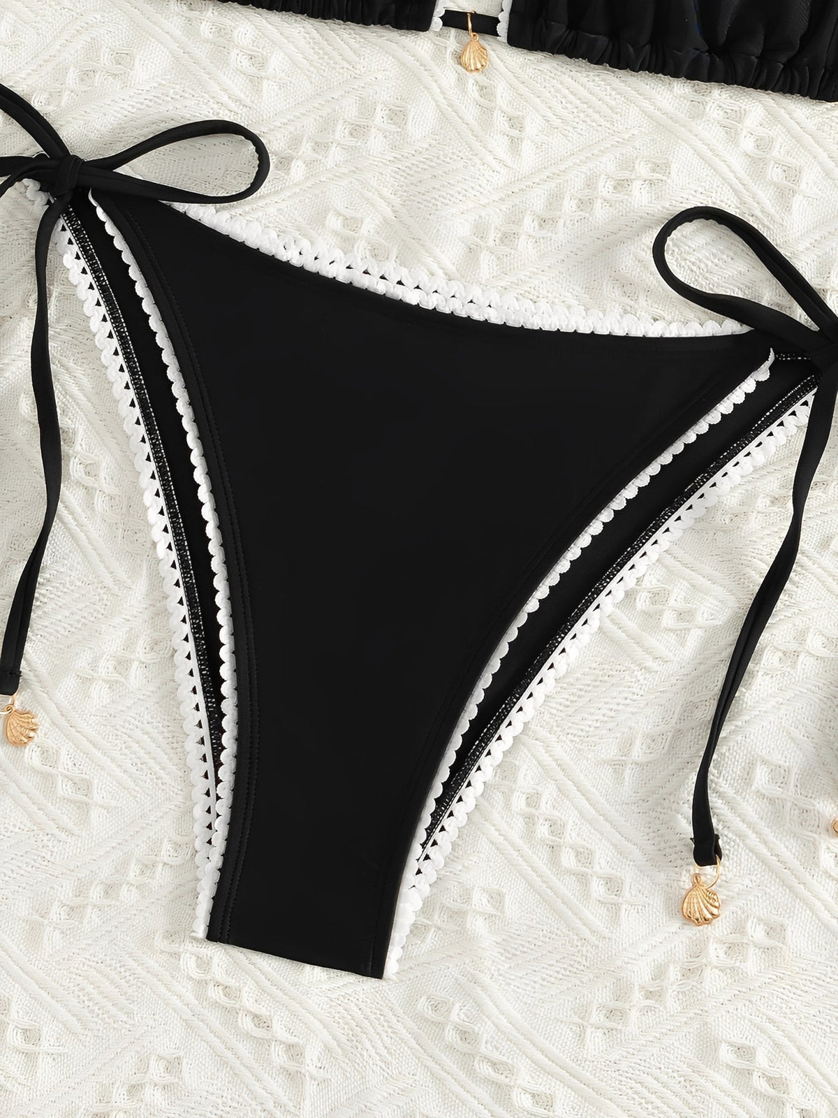 Halter Neck Backless Lace-Up Resort Bikinis Sets