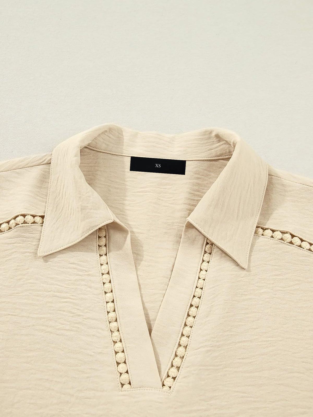Solid Color Collared V Neck 3/4 Sleeve Versatile Blouse