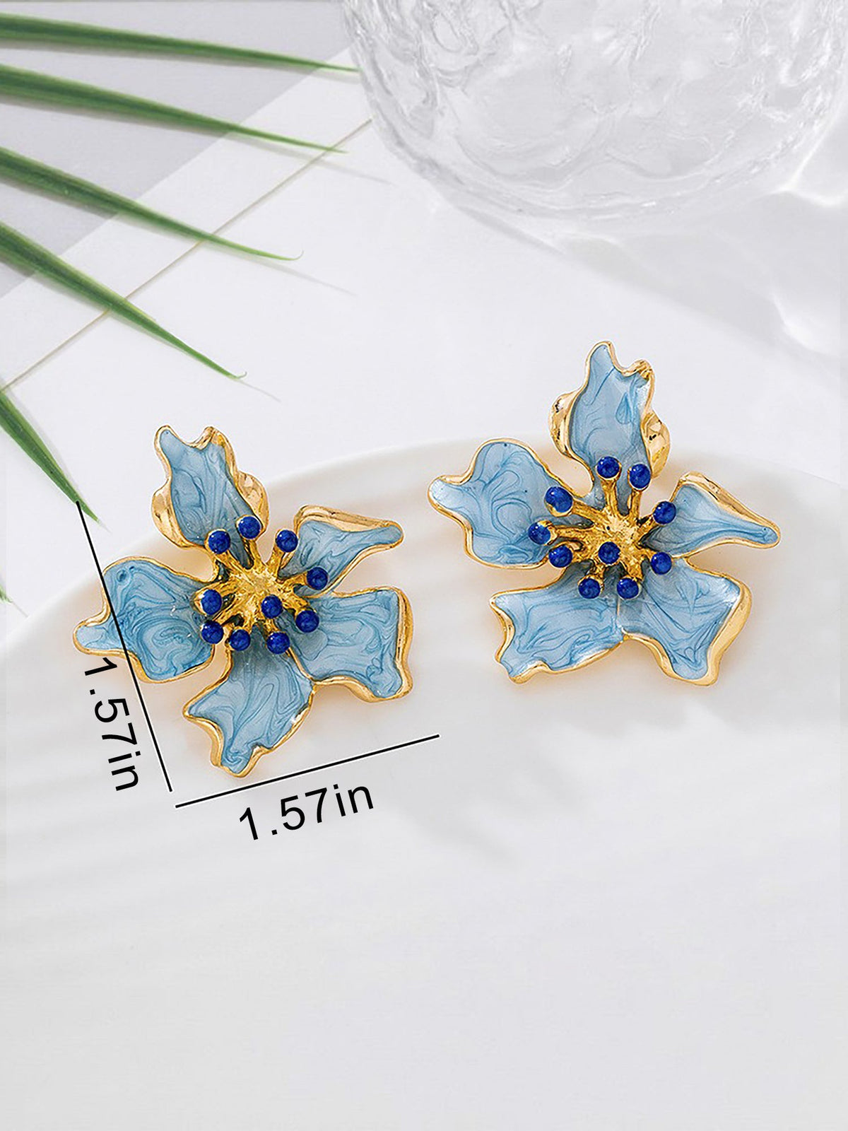Floral Vintage-Inspired Stud Earrings