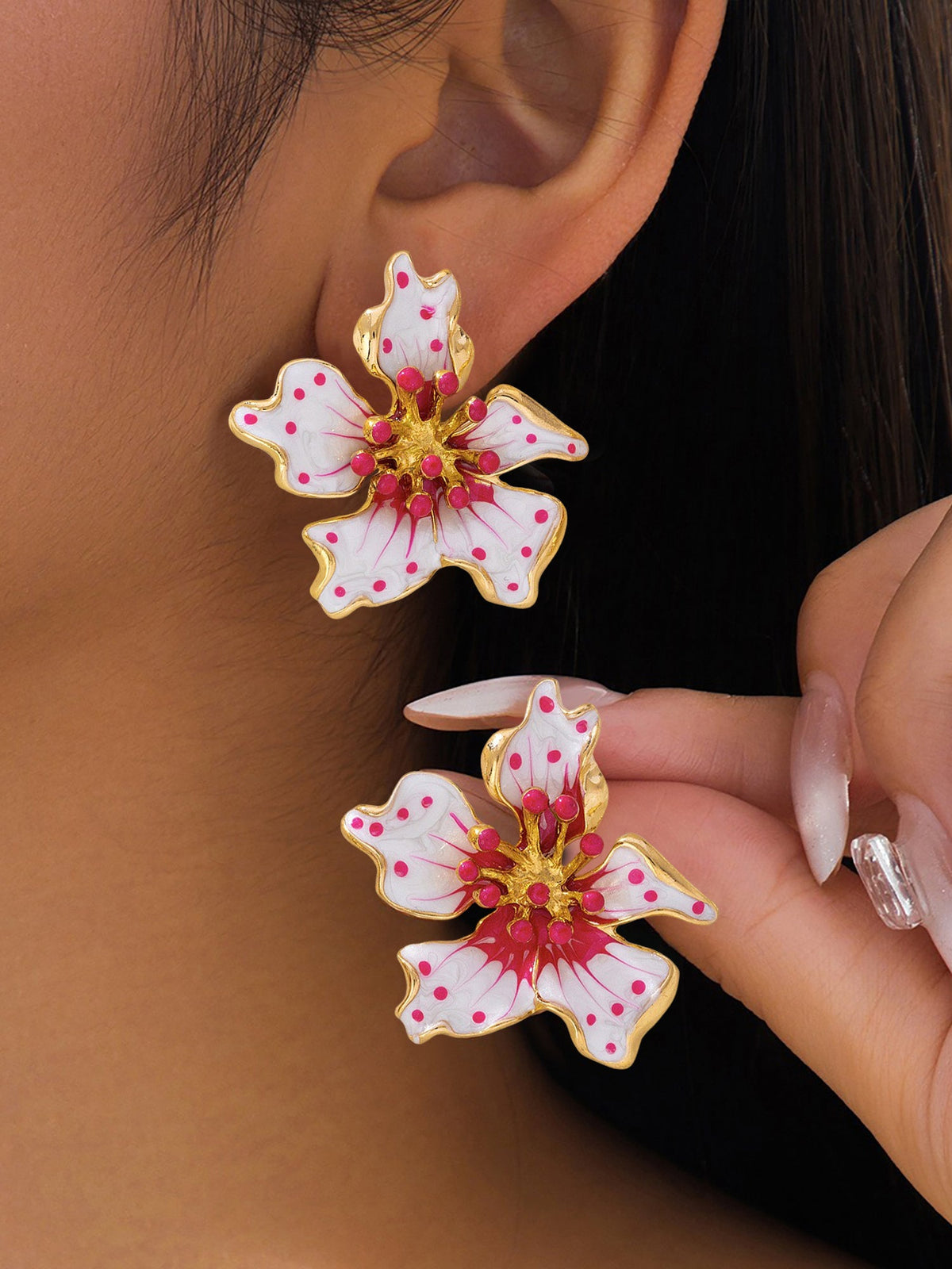 Floral Vintage-Inspired Stud Earrings