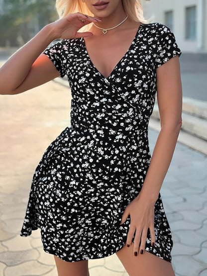 V Neck Short Sleeve Floral/Leopard Print Mini Dress