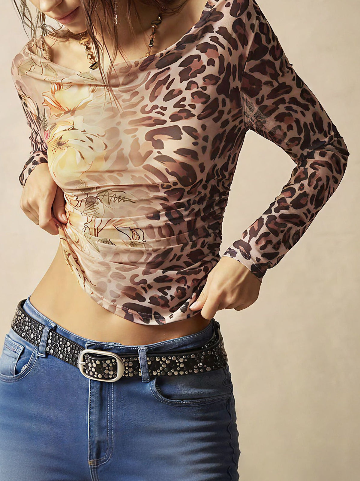 Off-the-shoulder Floral Leopard Cropped Top
